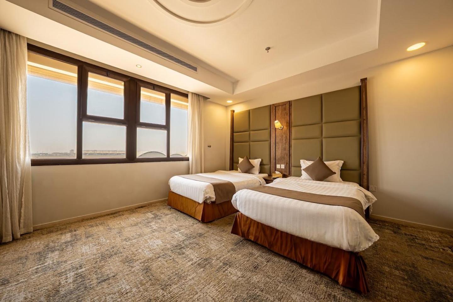 Suite City View
